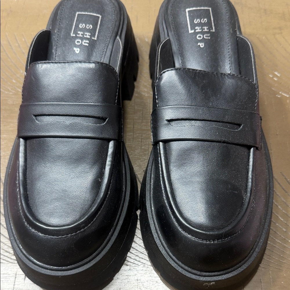 ShuShop Classic Black Women’s Slip-On Loafers